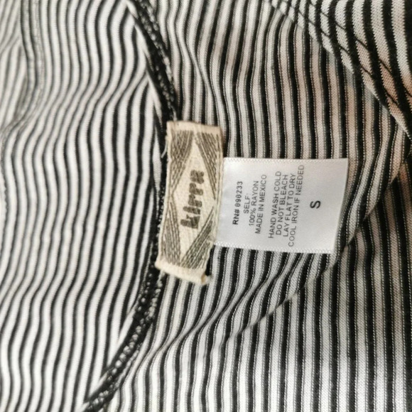 Kirra  Crop Top - Picture 3 of 3